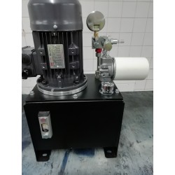 hydraulic power pack 2.2 kw 3000 psi 7.5 lpm 3 phase motor